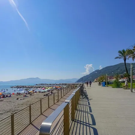 Tatil Evi 2 Bedroom Stunning In Chiavari